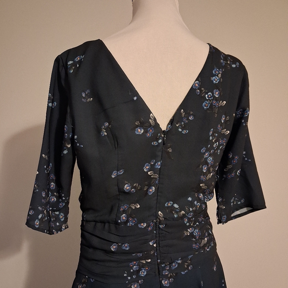 Elegant Floral Blue Ombre Dress - Picture 6 of 15